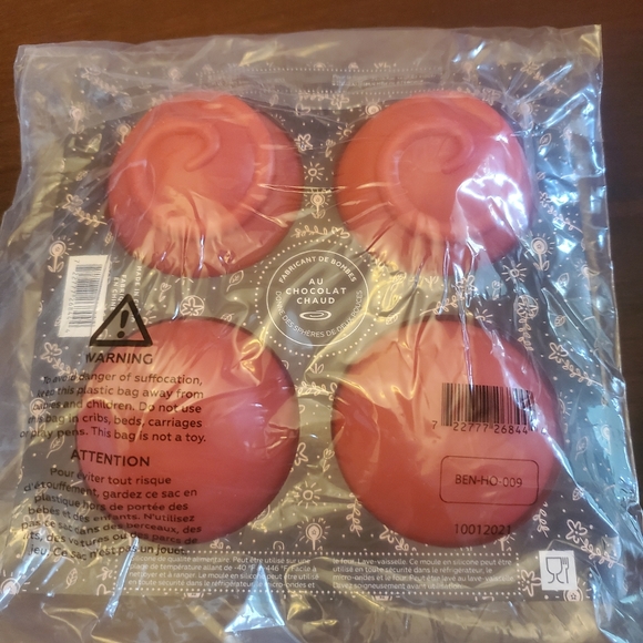 Hot Chocolate Bomb Maker - Picture 9 of 9